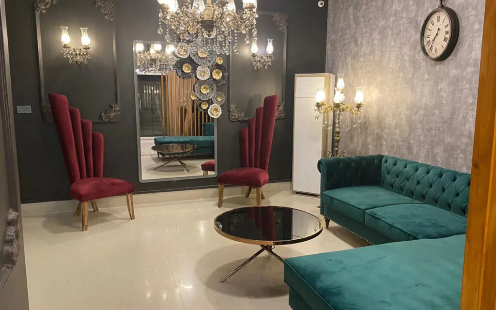 Shaista Marghoob Salon Facility 18